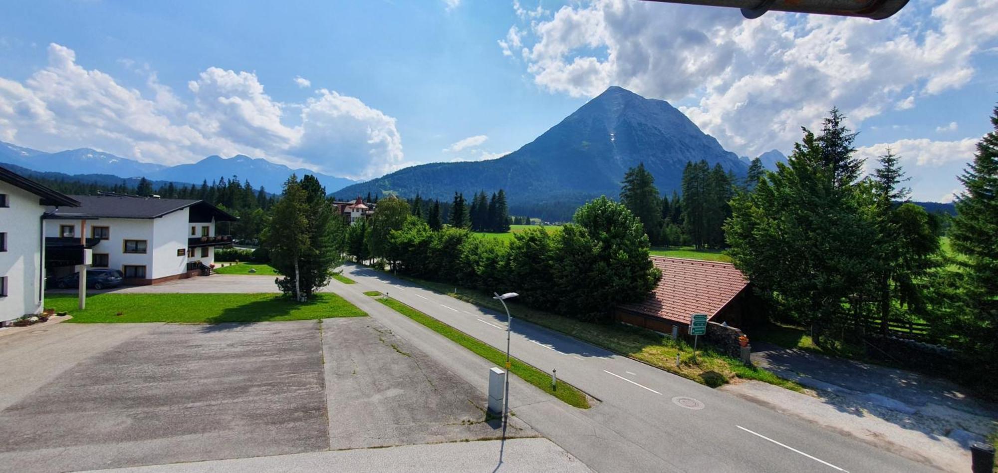 Mountain Motel Leutasch Bagian luar foto